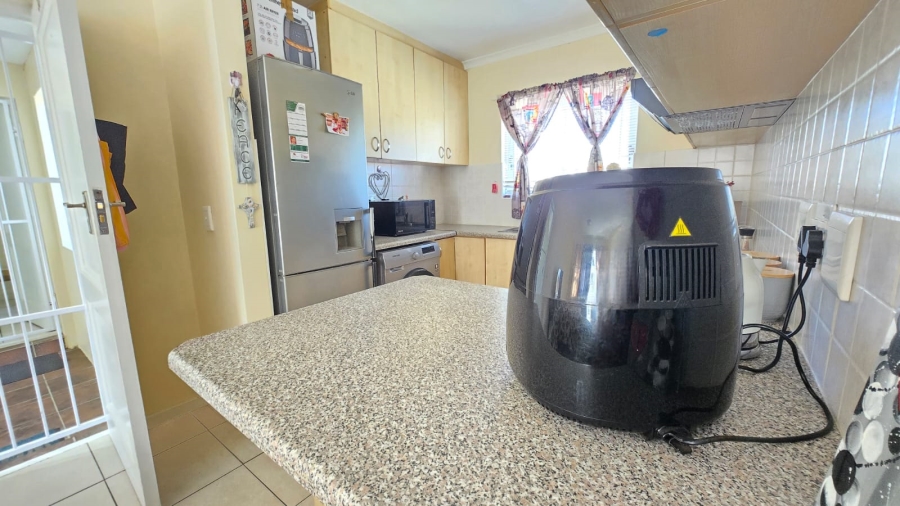 2 Bedroom Property for Sale in Strand Central Western Cape